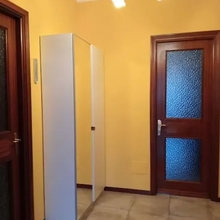 Aurora Apartment *