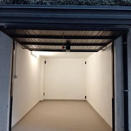 Aurora Apartment *